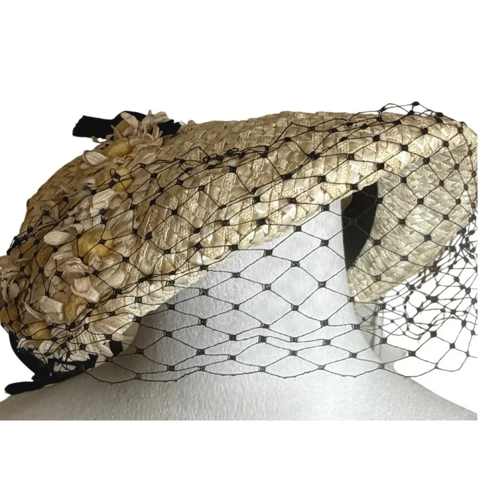 Vintage 1950s Straw Halo Hat Birdcage Veil Floral Trim MCM Cocktail Ransohoffs